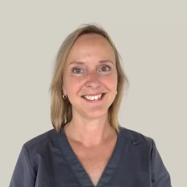 Oerlikon Dentalhygienikerin Brigitte Schöller 1000 x 1000 px