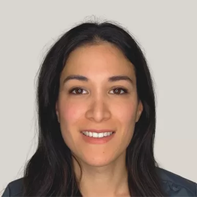 Larissa Merz Zahnärztin 1000 x 1000 px